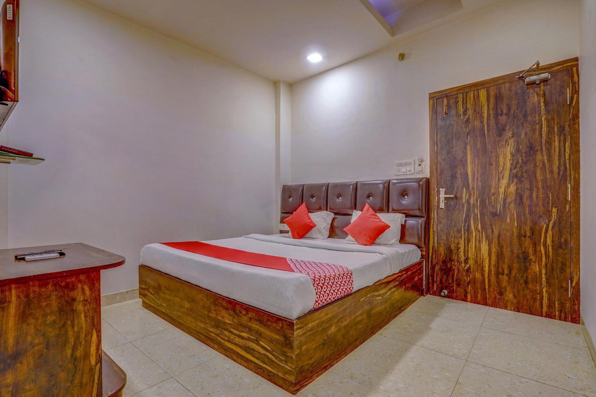 Super Hotel O Traveller Inn Lakhnau Kültér fotó